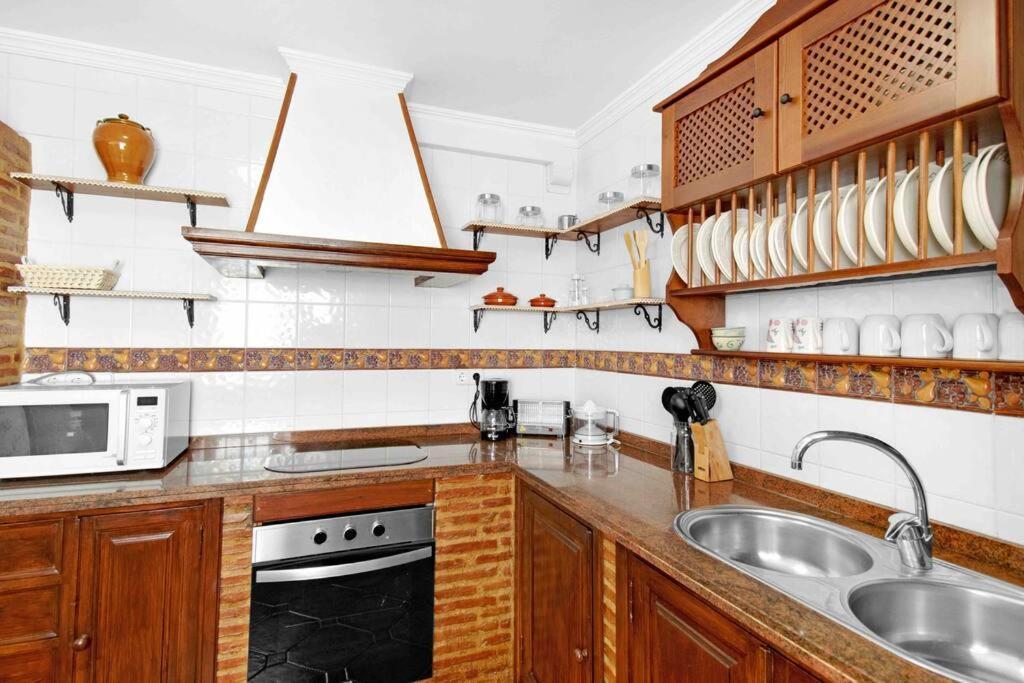 Duplex Tematico Andaluz Con Agradable Terraza - El Mirador De Benahavis 2 Apartment Luaran gambar